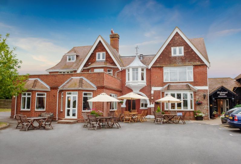 Hickstead Hotel by Uno