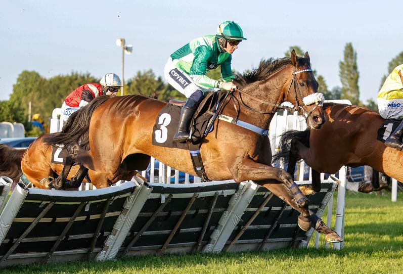 Jubilant and Jonathan Burke on the first circuit