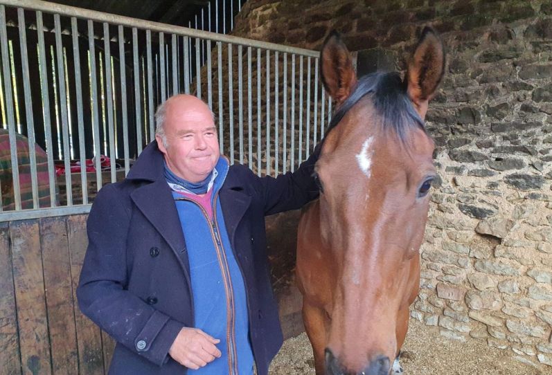 Matt Sheppard with The Bay Birch, winner of 8 chases and a hurdle for Team Eastnor
