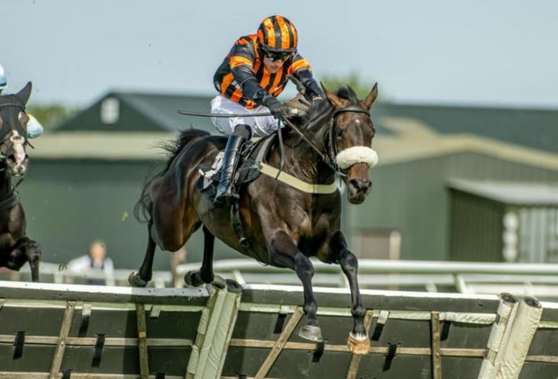 Getarose scores to get Adam Wedge back among the winners